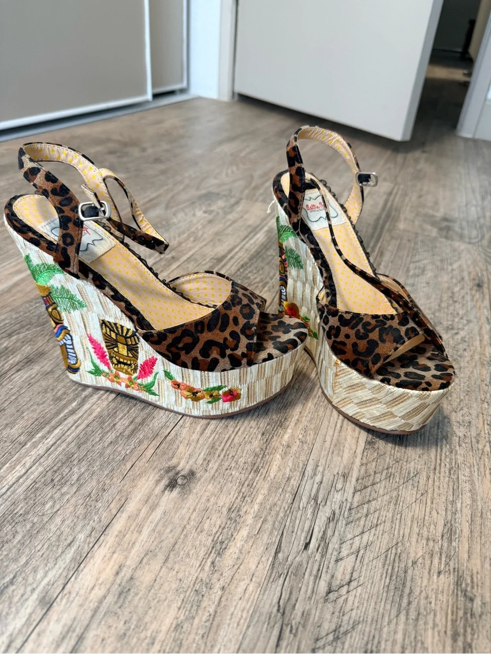 Bettie Page Leopard Tiki Wedges